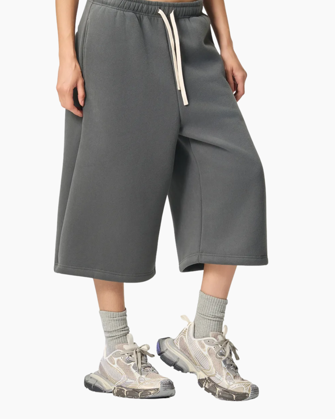 Essential Three-Quarter Shorts